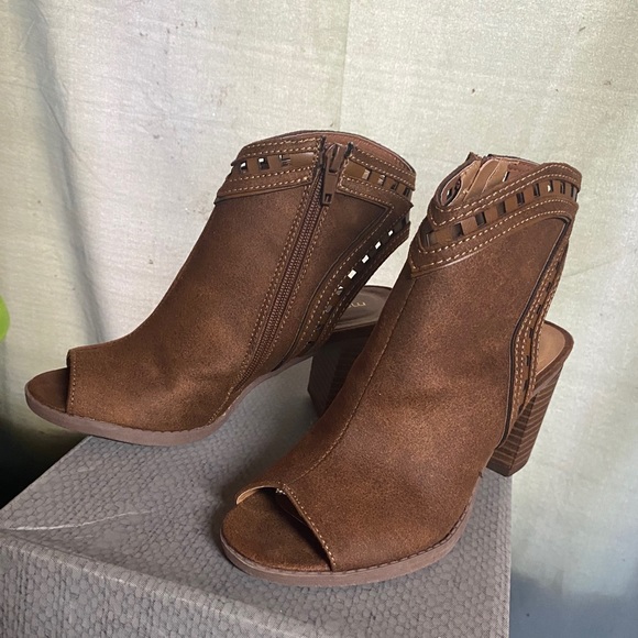 EUC Open toe ankle booties sz6 - Picture 10 of 10